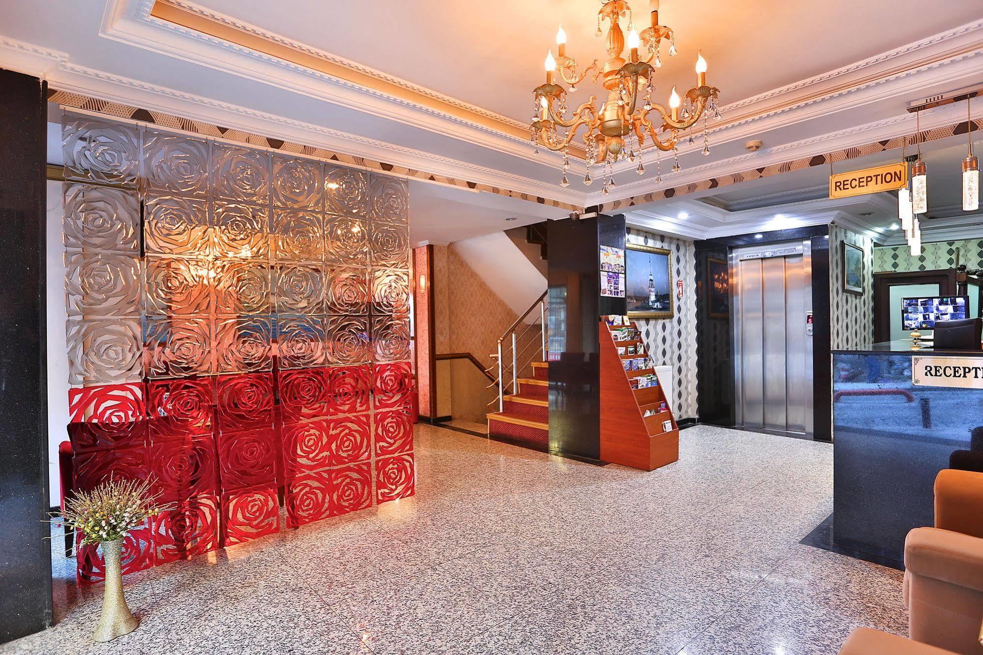 K Royal Hotel - Old City Istanbul Exterior photo